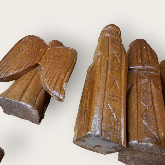 Vintage Hand Carved Wood Nativity Scene - Picture 8 of 13